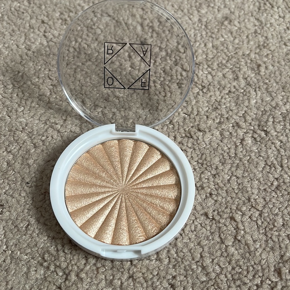 OFRA Highlighter Rodeo Drive - Picture 2 of 3